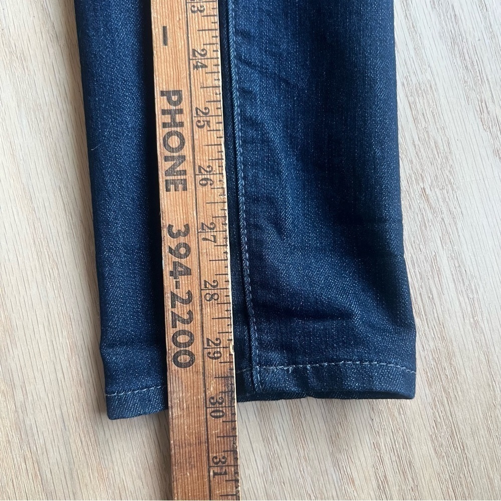 W62 Jeans Womens  Blue Skinny Leg Dark Wash Mid Rise Waist Stretch - Picture 5 of 7